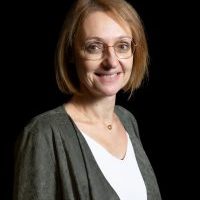 Caroline-Peyret-Technicienne-en-Audioprothese-200x300